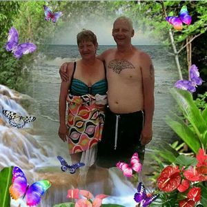 Meet your Posher, Christopher